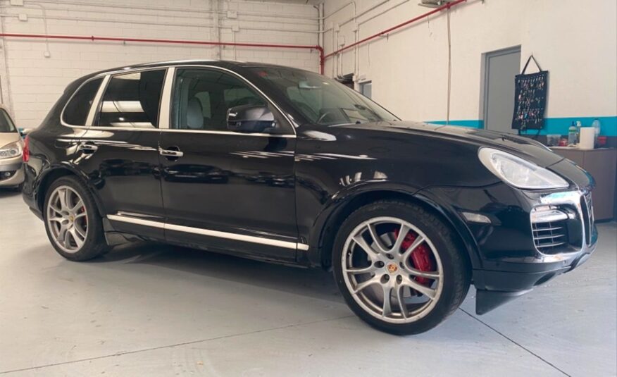 PORSCHE Cayenne Turbo Auto