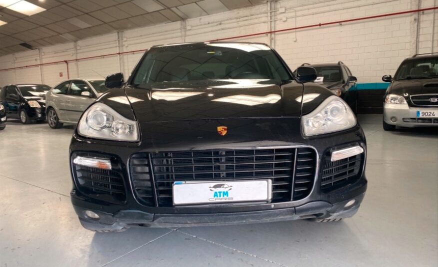 PORSCHE Cayenne Turbo Auto