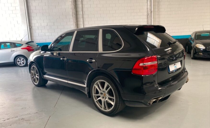 PORSCHE Cayenne Turbo Auto