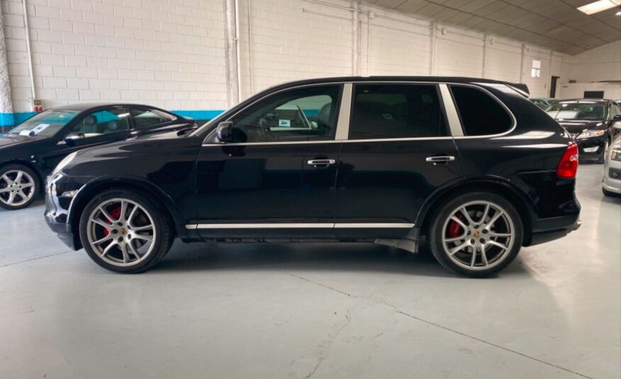PORSCHE Cayenne Turbo Auto