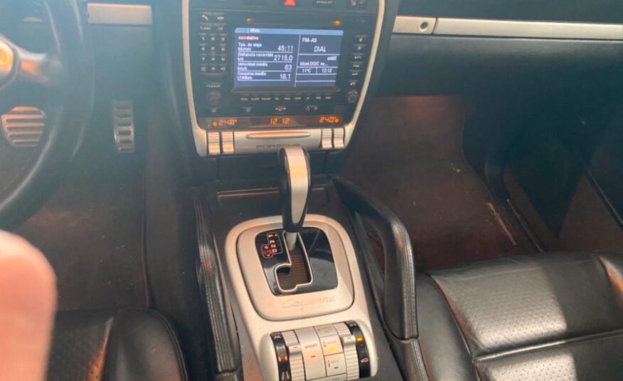 PORSCHE Cayenne Turbo Auto
