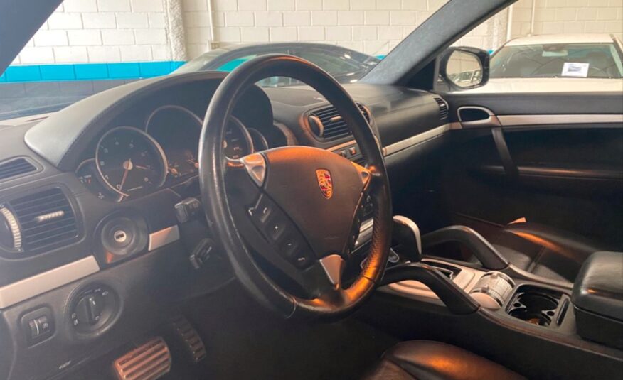 PORSCHE Cayenne Turbo Auto