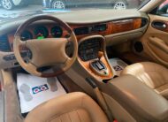JAGUAR Xj8 3.200