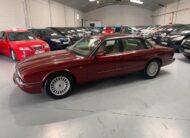 JAGUAR Xj8 3.200