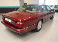 JAGUAR Xj8 3.200