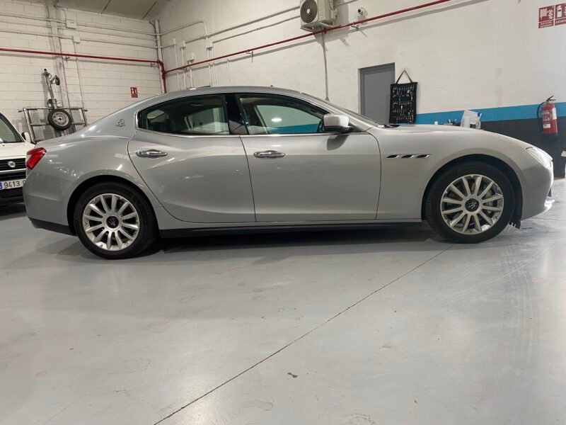 Maserati Ghibli 3.0 v6 ds