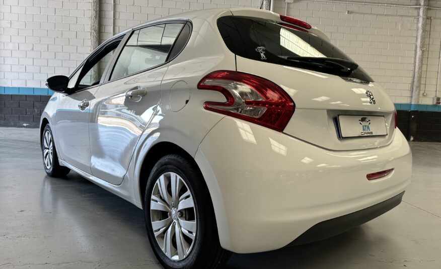 PEUGEOT 208 5p ALLURE 1.2 VTI 82