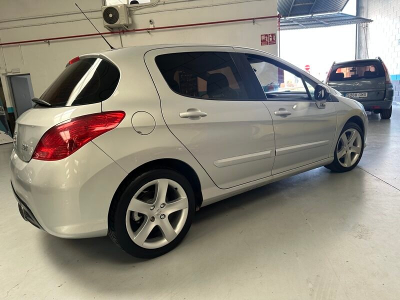 PEUGEOT 308 308 sport 1.6 Hdi