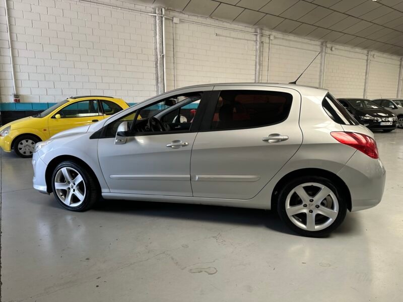 PEUGEOT 308 308 sport 1.6 Hdi