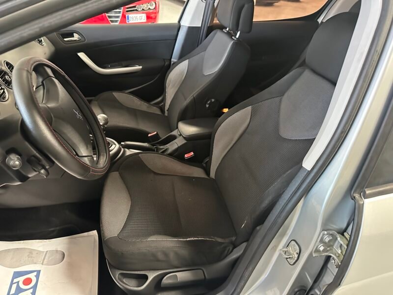 PEUGEOT 308 308 sport 1.6 Hdi