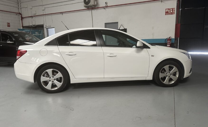 CHEVROLET Cruze 2.0 vcdi 16v clima