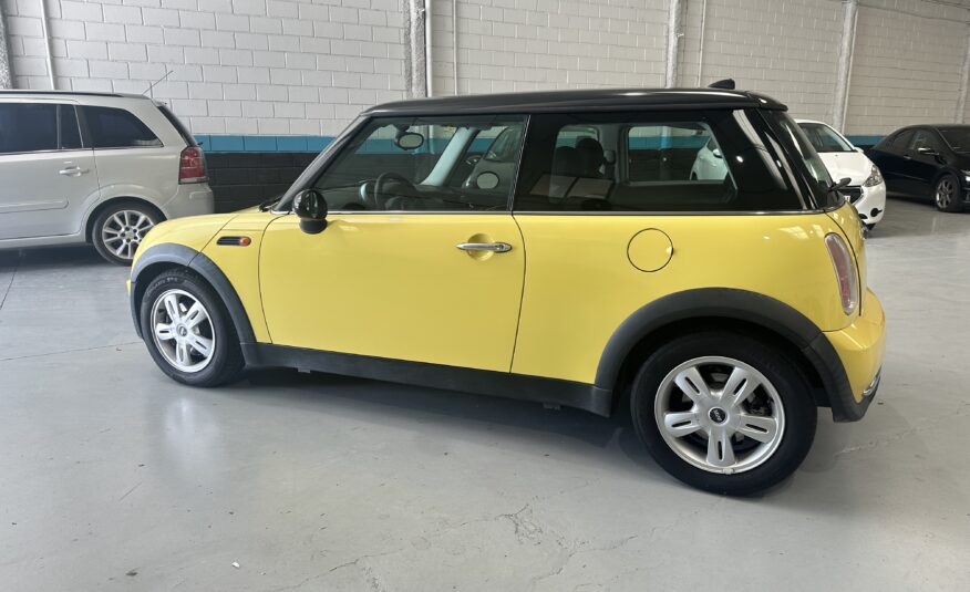 MINI One 1400