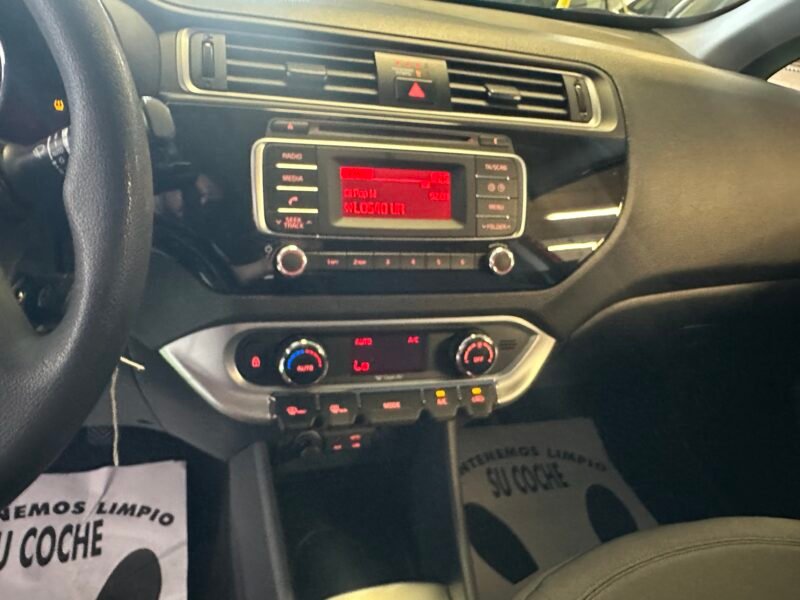 KIA Río 1.2 cvvt concept