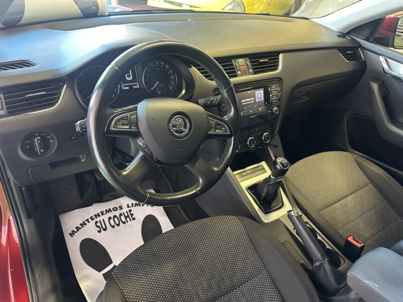 SKODA Octavia 1.6 TDI sport