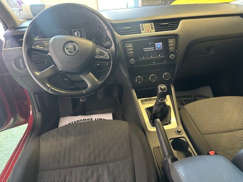 SKODA Octavia 1.6 TDI sport