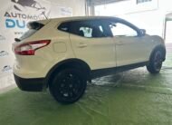 NISSAN Qashqai 1.5 acenta 4×2