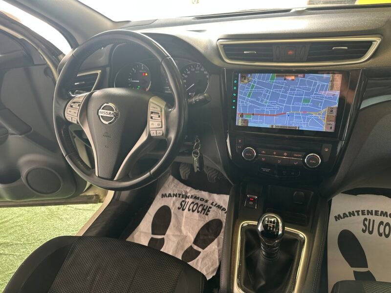 NISSAN Qashqai 1.5 acenta 4×2