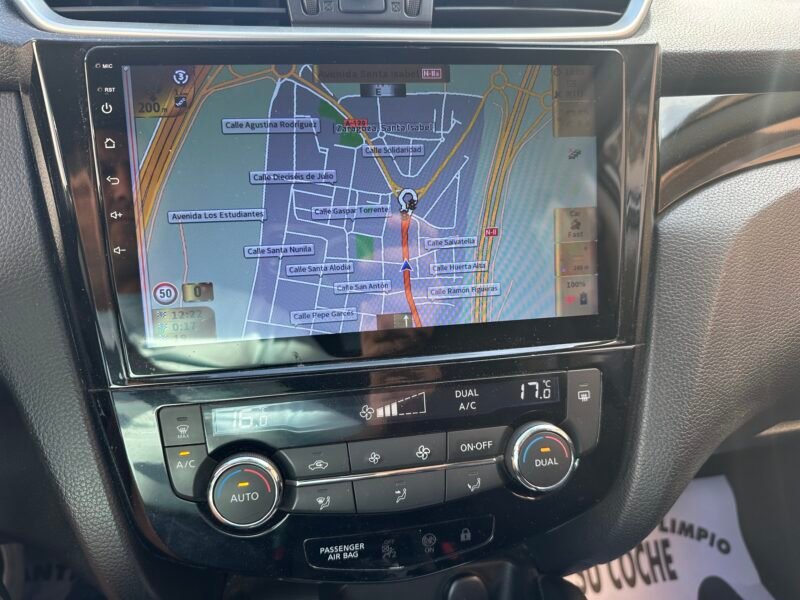 NISSAN Qashqai 1.5 acenta 4×2