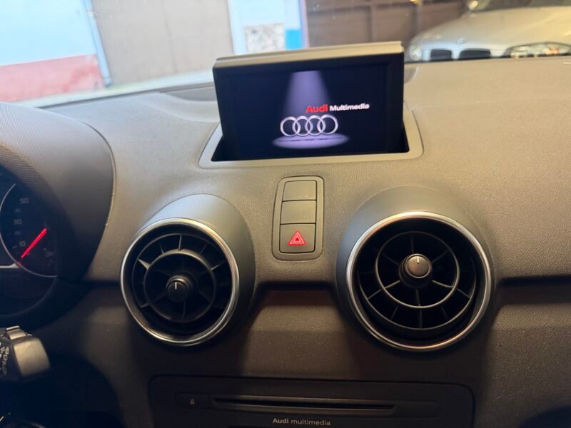 AUDI A1 1.6 TDI 90 s