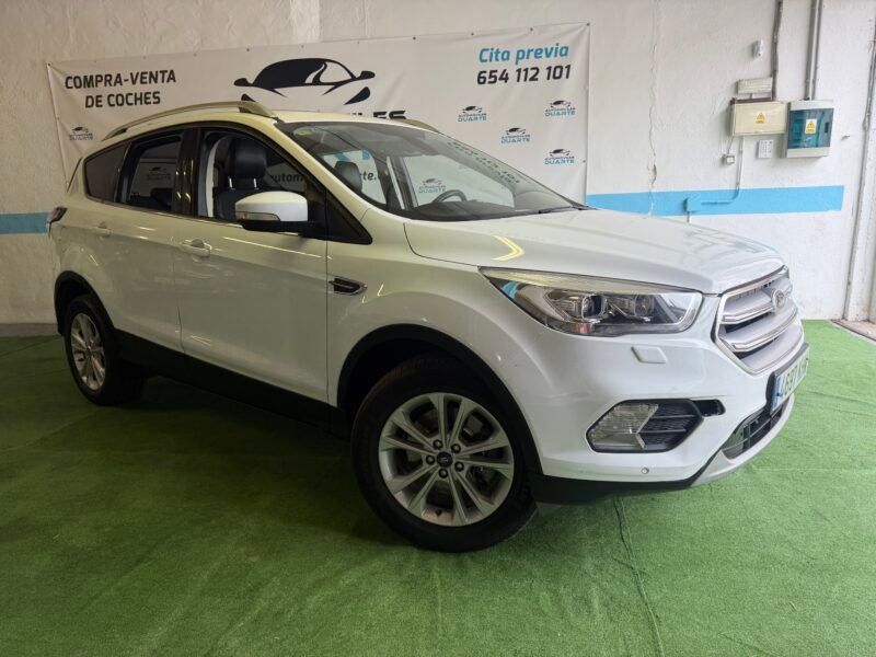 FORD Kuga 2.0 TDCi 150 TITANIUM