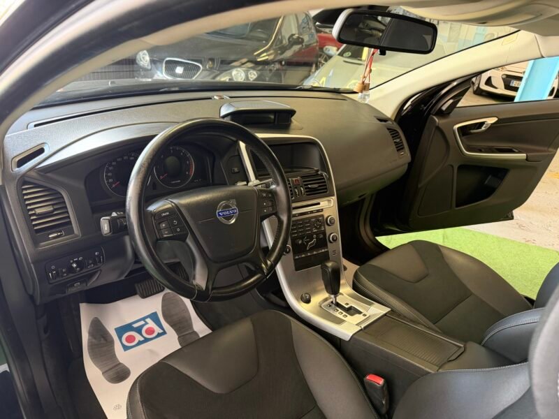 VOLVO Xc60 2.4d