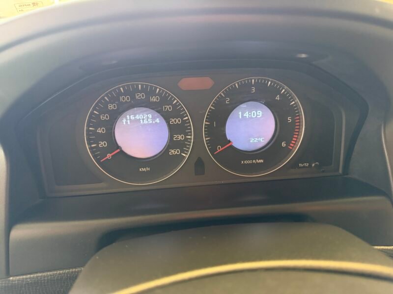 VOLVO Xc60 2.4d