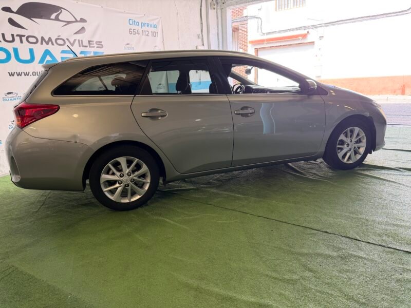 TOYOTA Auris sw Active Touring sport