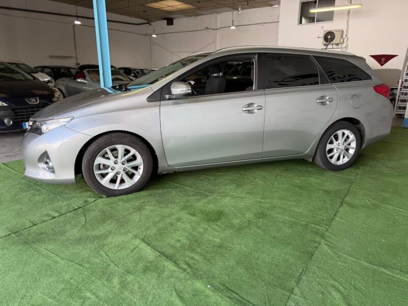 TOYOTA Auris sw Active Touring sport