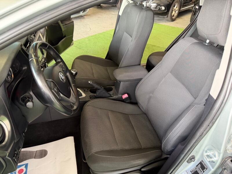 TOYOTA Auris sw Active Touring sport